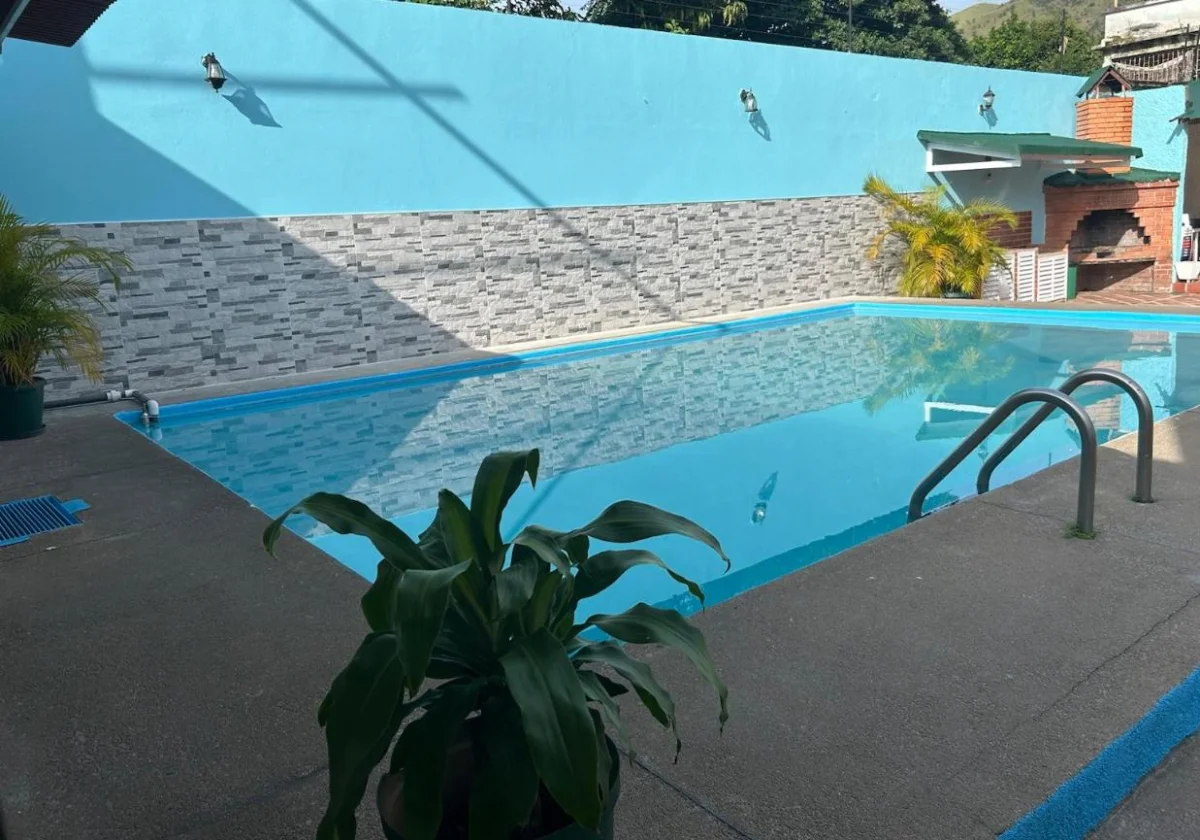 Piscina Jardin Secreto El Toro Maracay - Vista superior instalaciones eventos